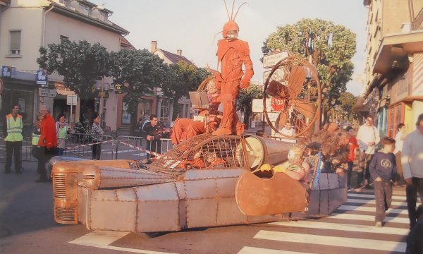 The first french Art Car Parade 2004 in Audincourt, France. Photos by Tom Massimin.